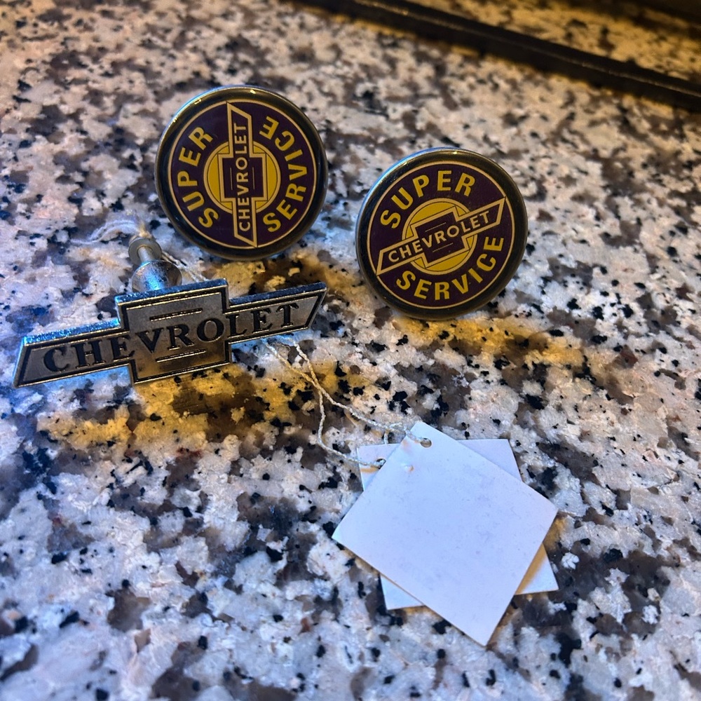 Chevrolet cabinet/drawer pulls